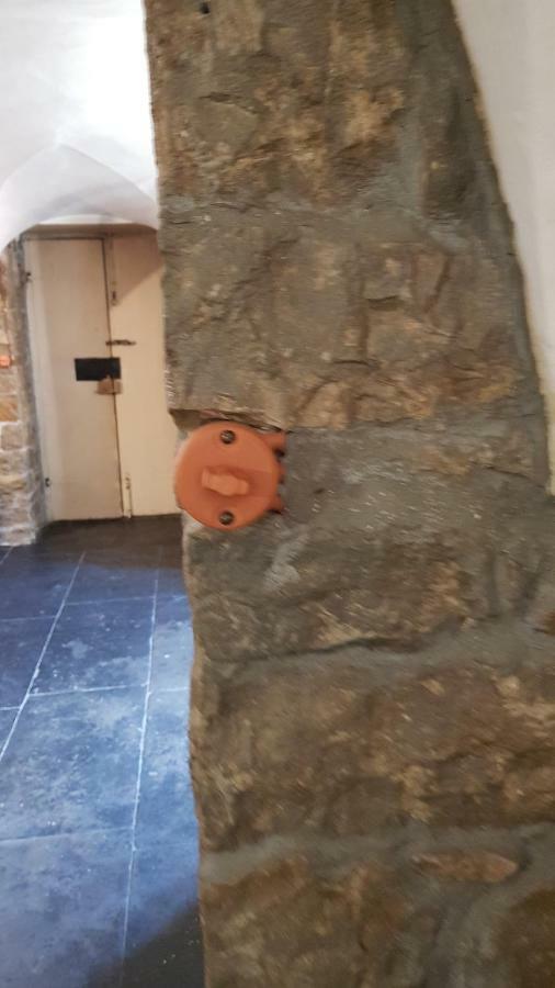 Appartamento Storico In Pieno Centro Ad אניונה מראה חיצוני תמונה