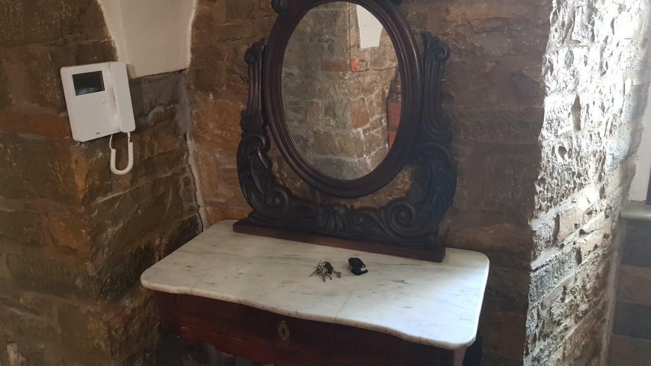 Appartamento Storico In Pieno Centro Ad אניונה מראה חיצוני תמונה